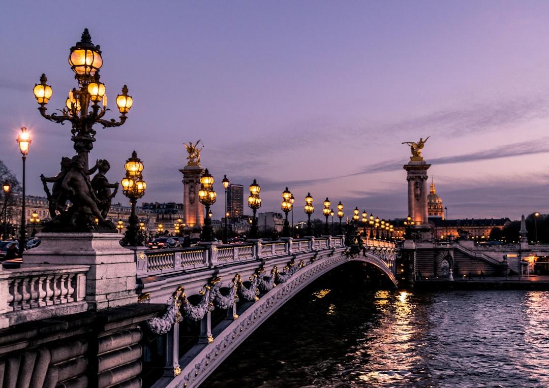 Agence Webflow Paris - Développeur Expert - La façon moderne de construire pour le Web