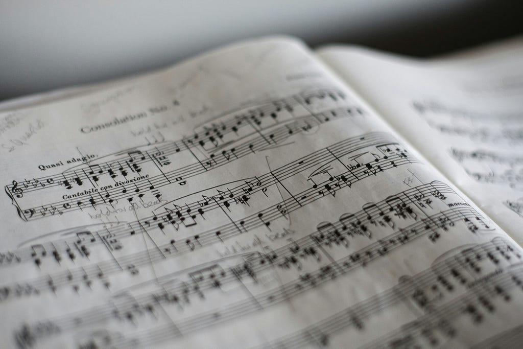 Transformer des textes en musique avec l’IA : un projet avec ElevenLabs Music 